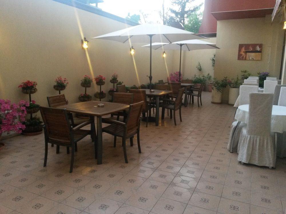 Aris Hotel Sofia Exterior photo